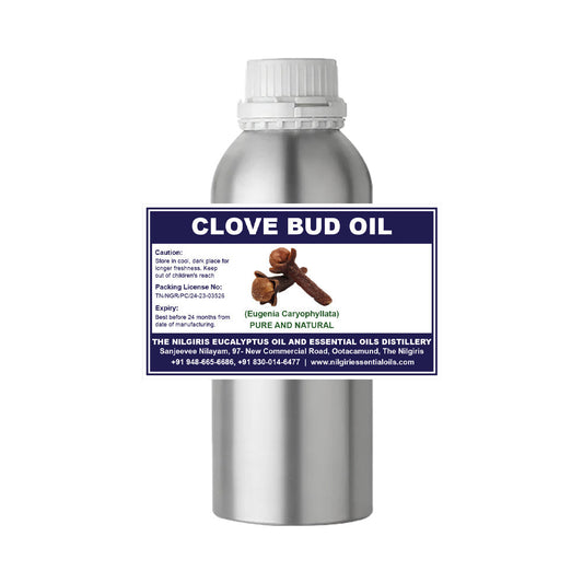 Clove essential oil